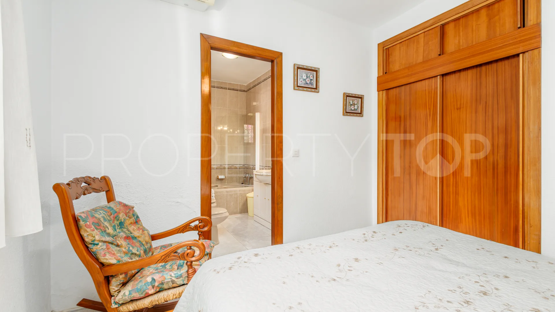 For sale Alhaurin el Grande 6 bedrooms villa