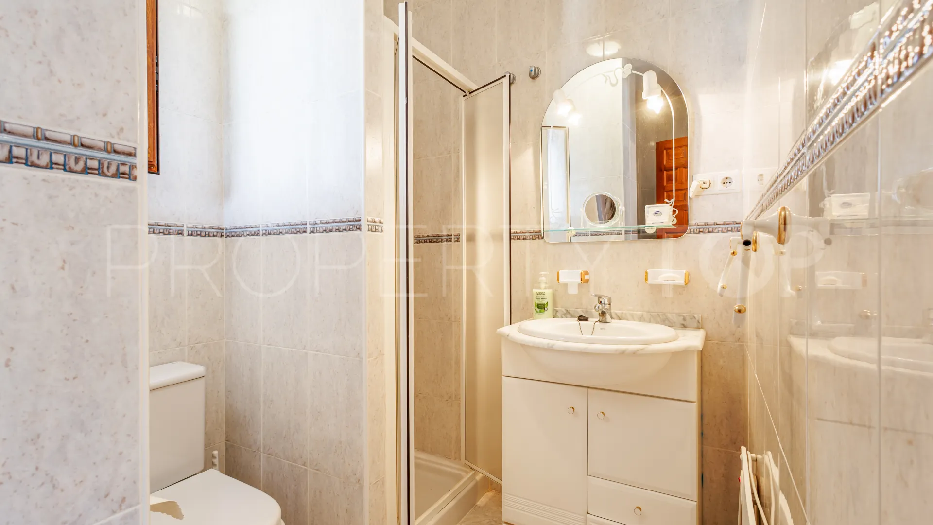 For sale Alhaurin el Grande 6 bedrooms villa