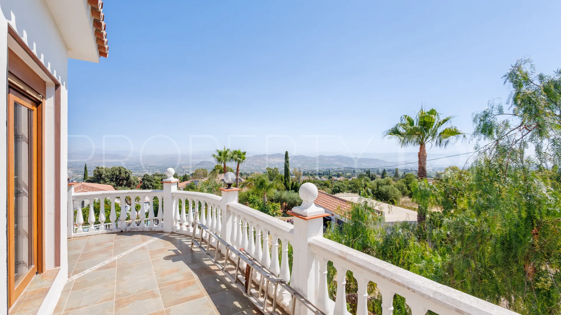 For sale Alhaurin el Grande 6 bedrooms villa