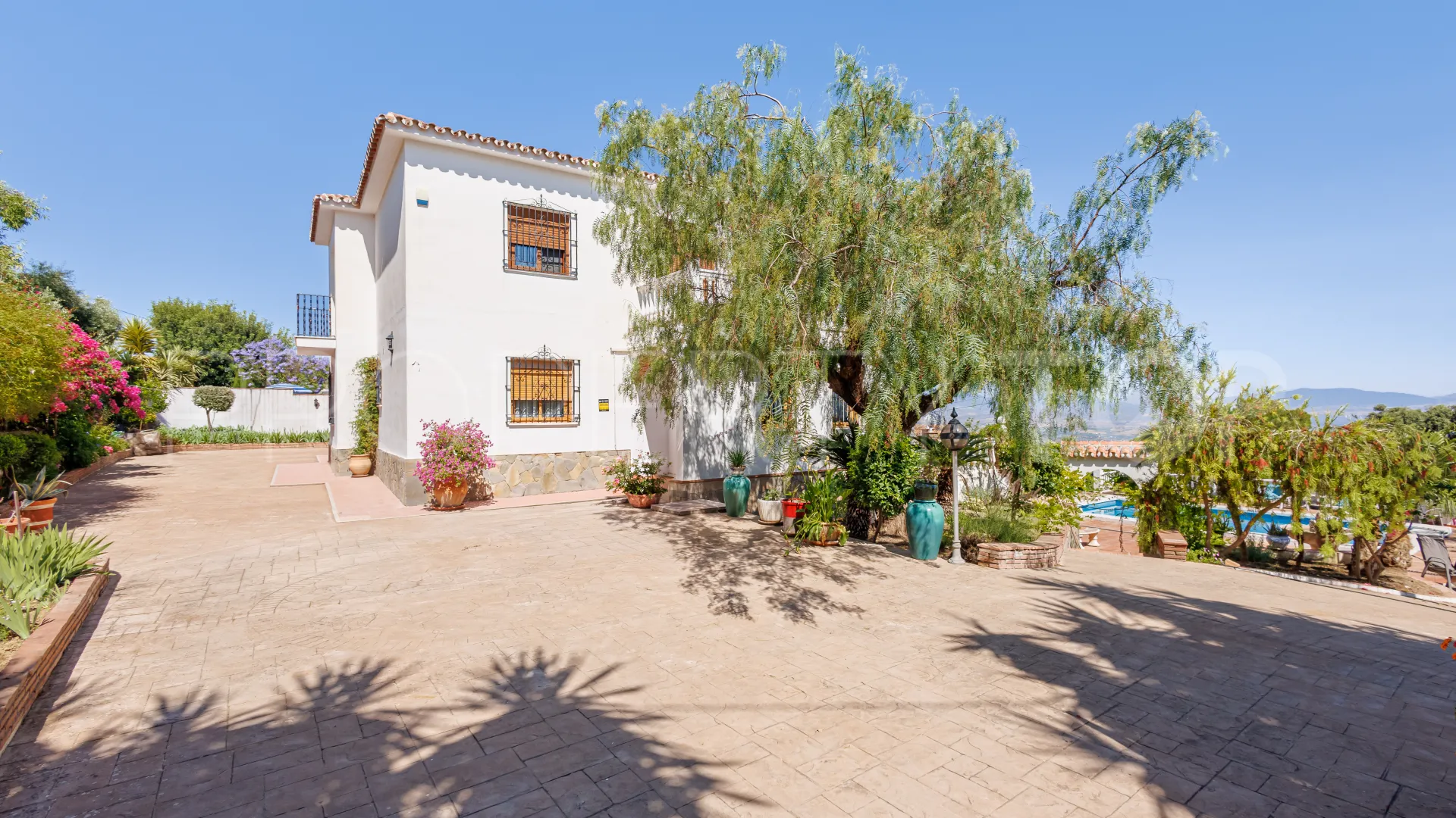 For sale Alhaurin el Grande 6 bedrooms villa