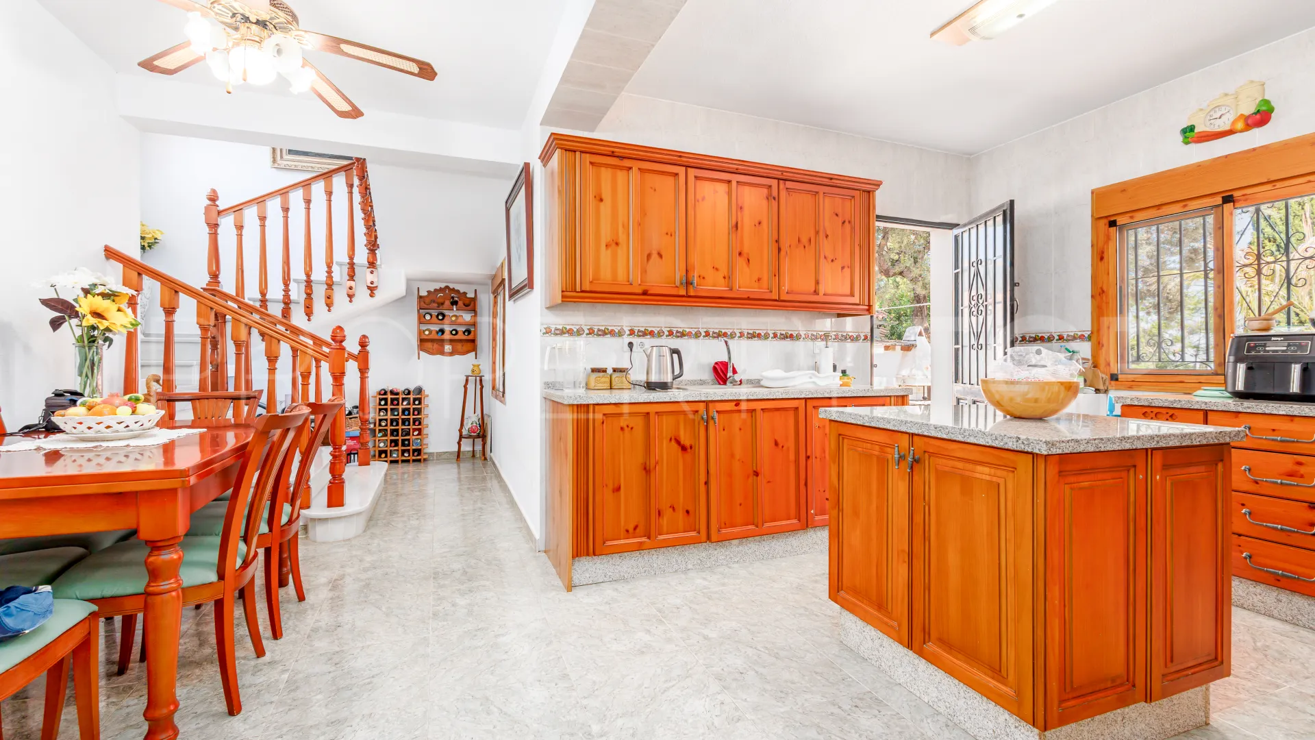 For sale Alhaurin el Grande 6 bedrooms villa