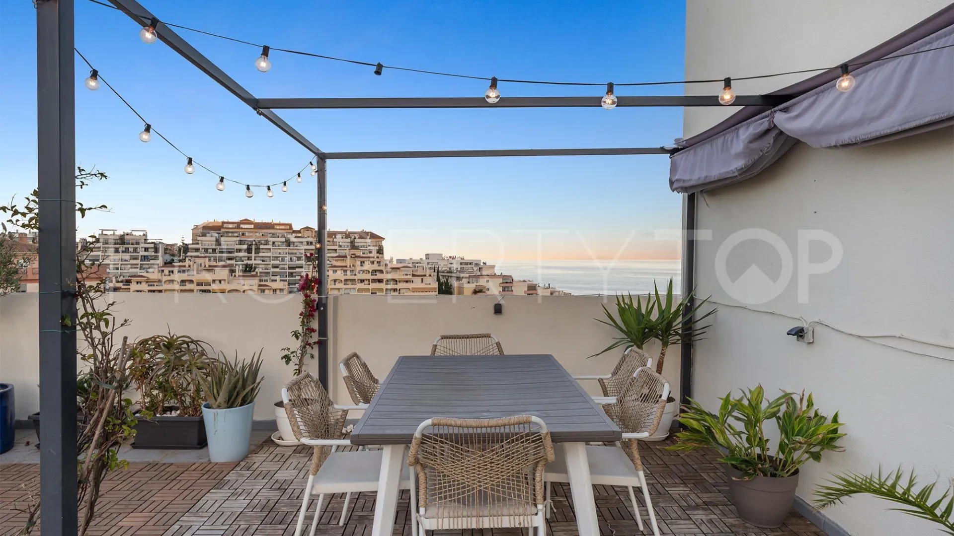 For sale penthouse in Torrequebrada