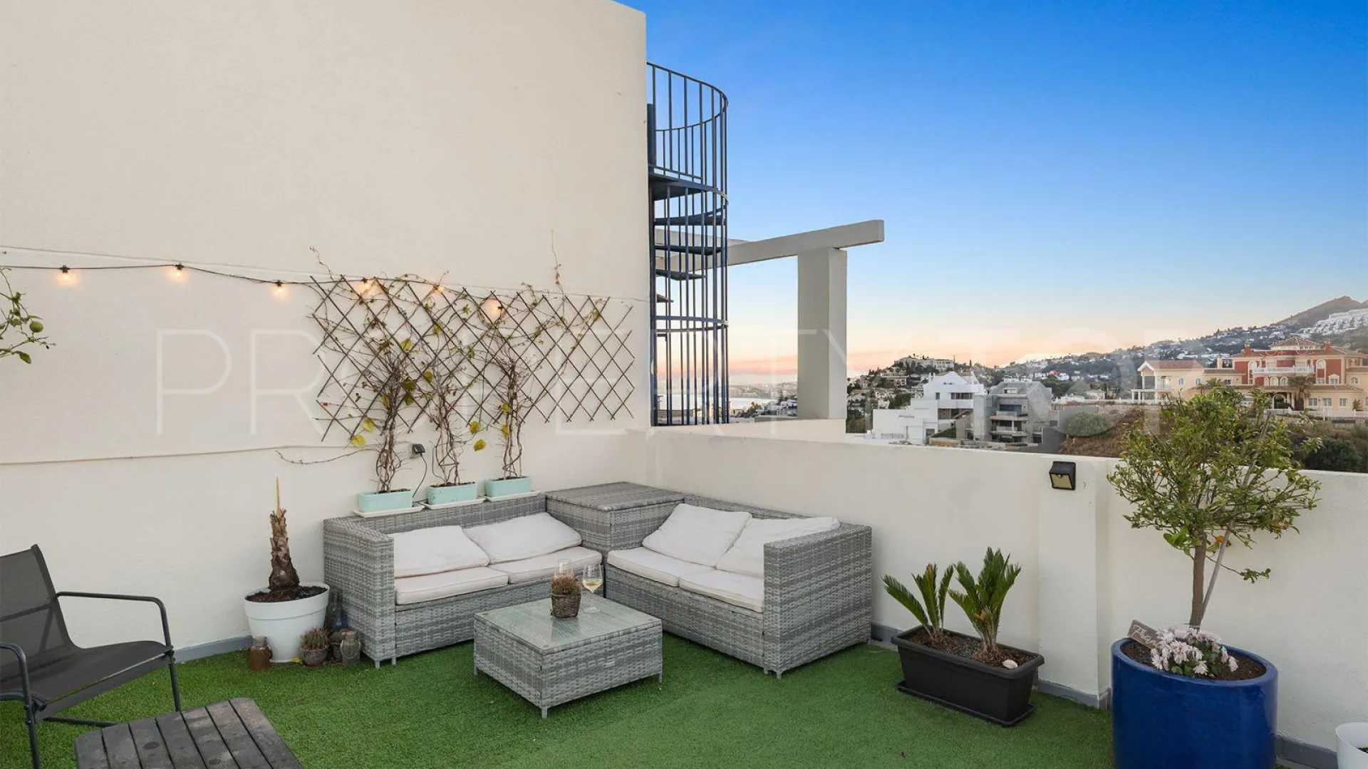 2 bedrooms penthouse for sale in Torrequebrada