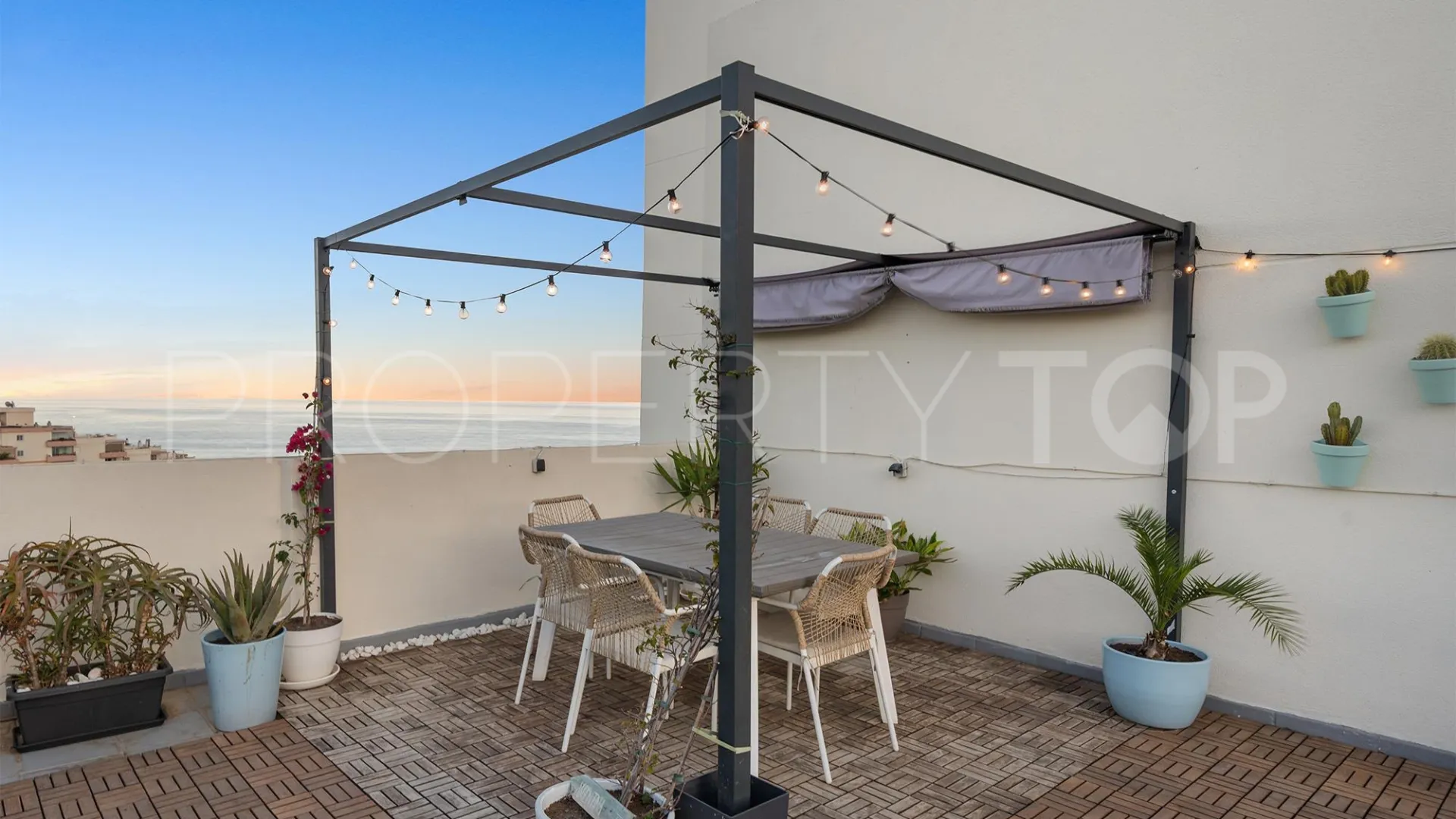 For sale penthouse in Torrequebrada