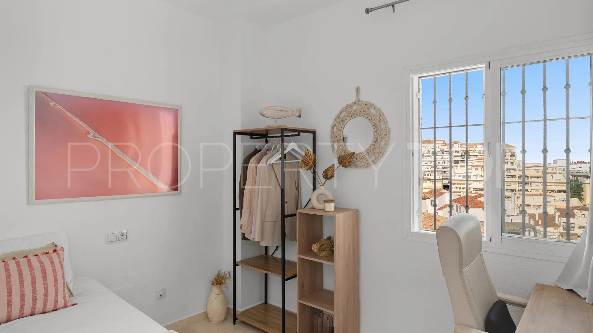 For sale penthouse in Torrequebrada
