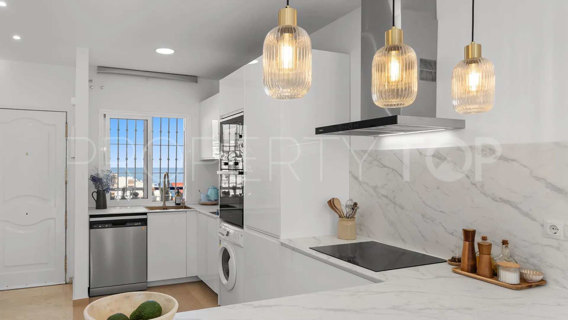 For sale penthouse in Torrequebrada