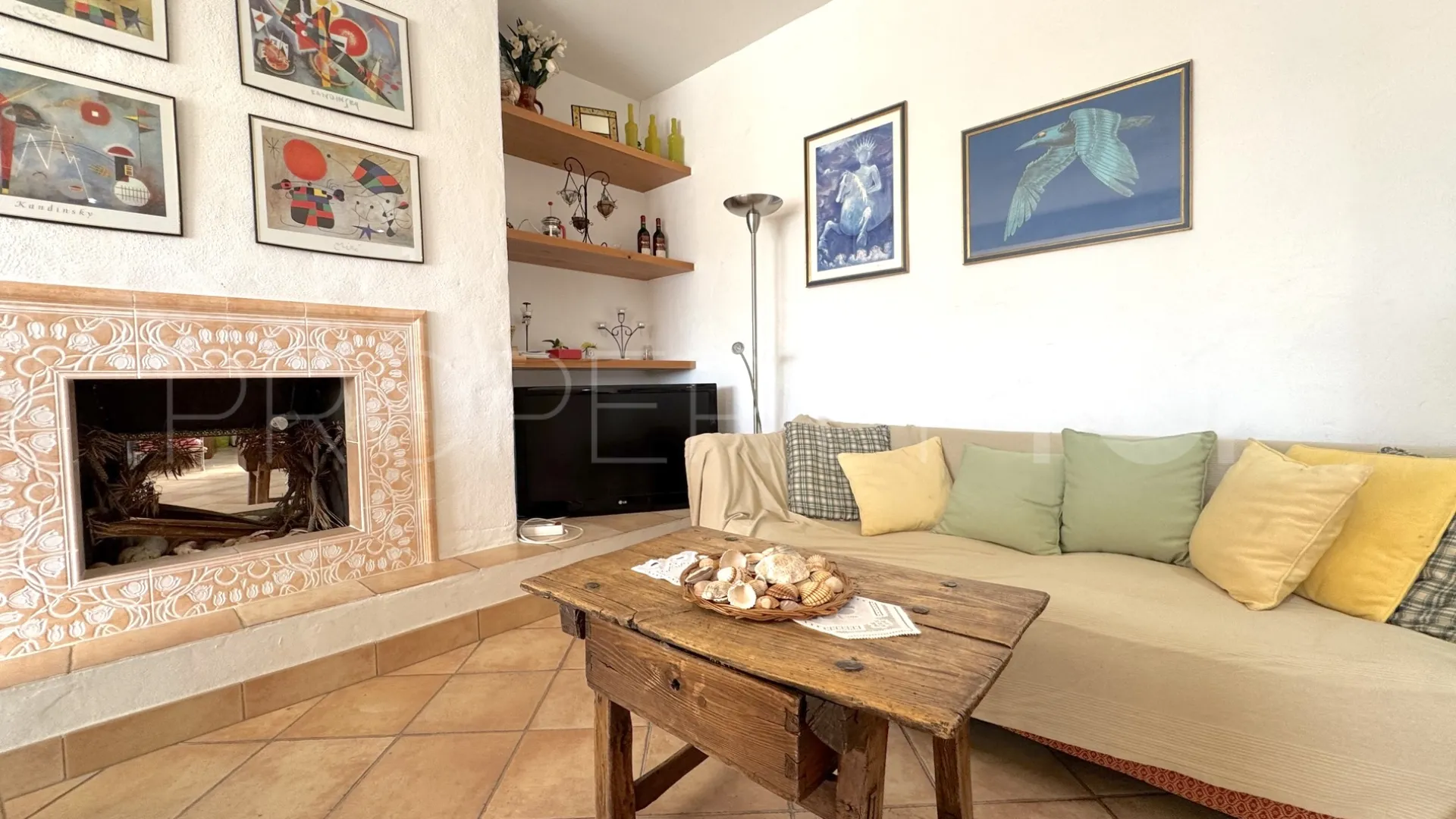 Comprar apartamento de 2 dormitorios en Marbella - Puerto Banus