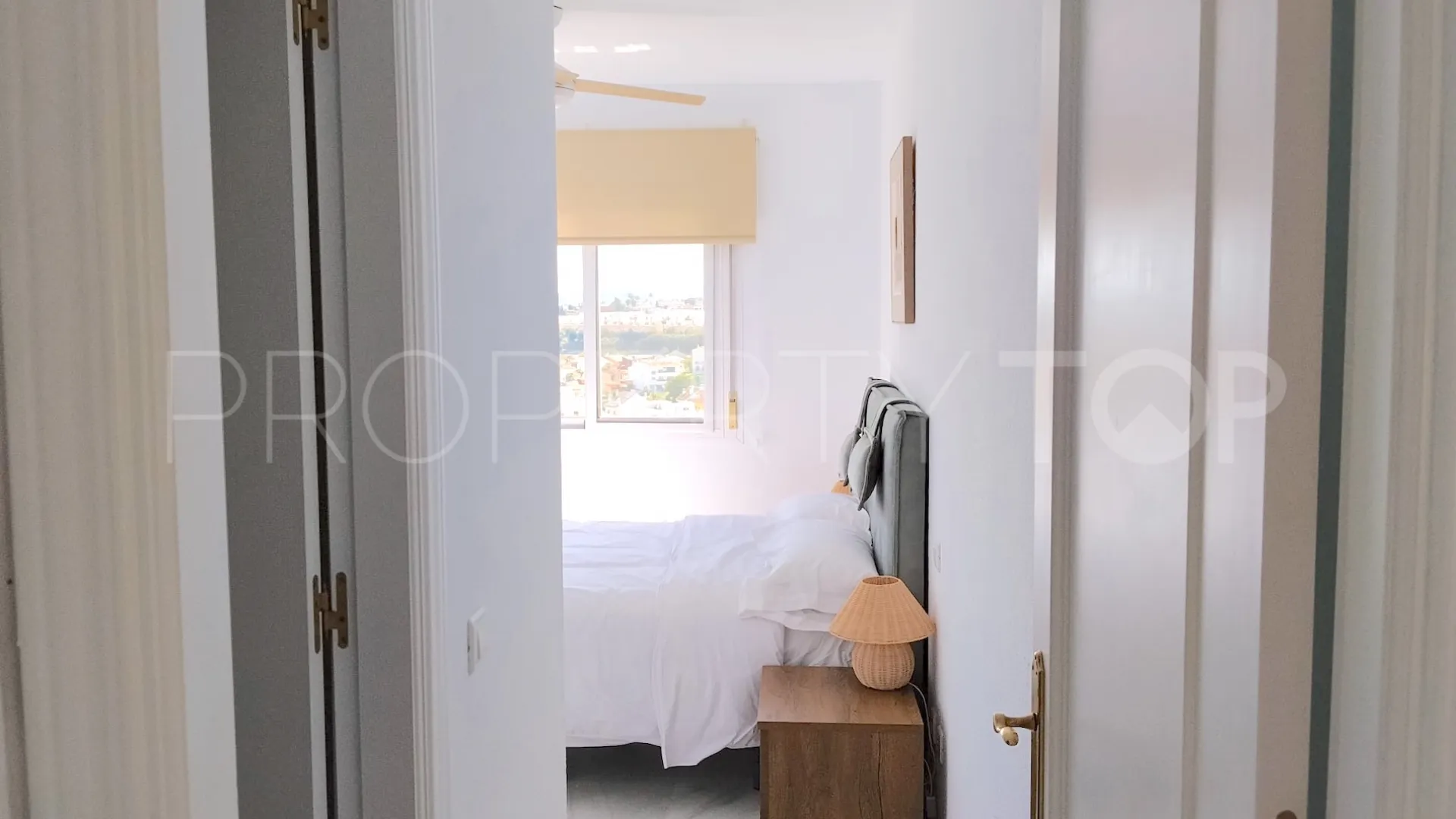 Comprar apartamento de 2 dormitorios en Los Pacos