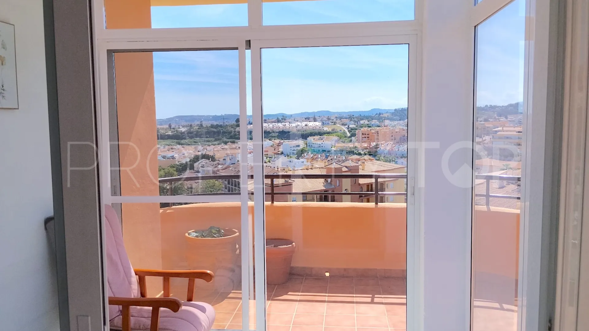 Comprar apartamento de 2 dormitorios en Los Pacos
