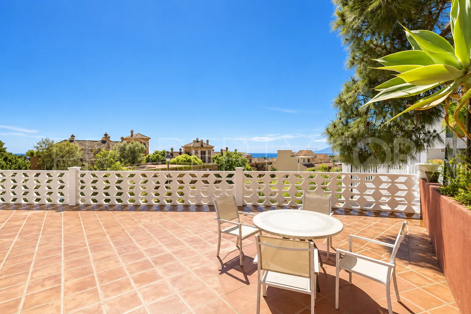 Artola semi detached house for sale