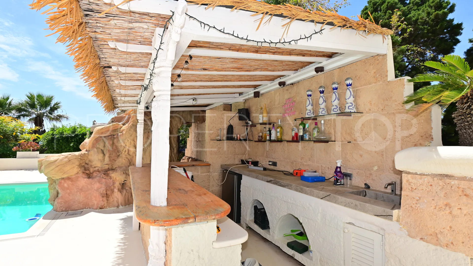 Villa de 15 dormitorios a la venta en Cap Martinet