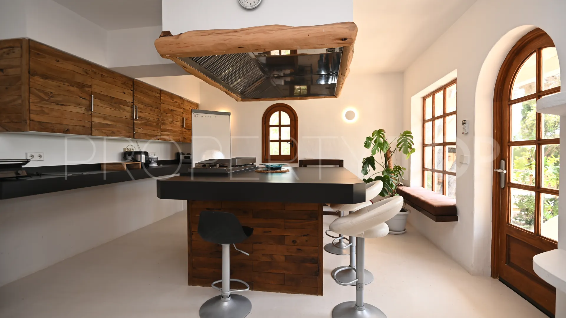 Villa de 15 dormitorios a la venta en Cap Martinet