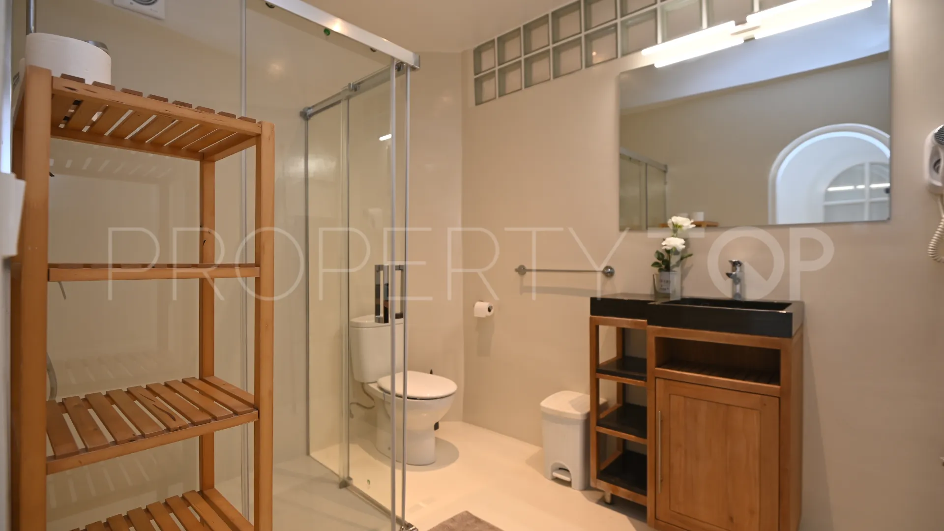 Villa de 15 dormitorios a la venta en Cap Martinet