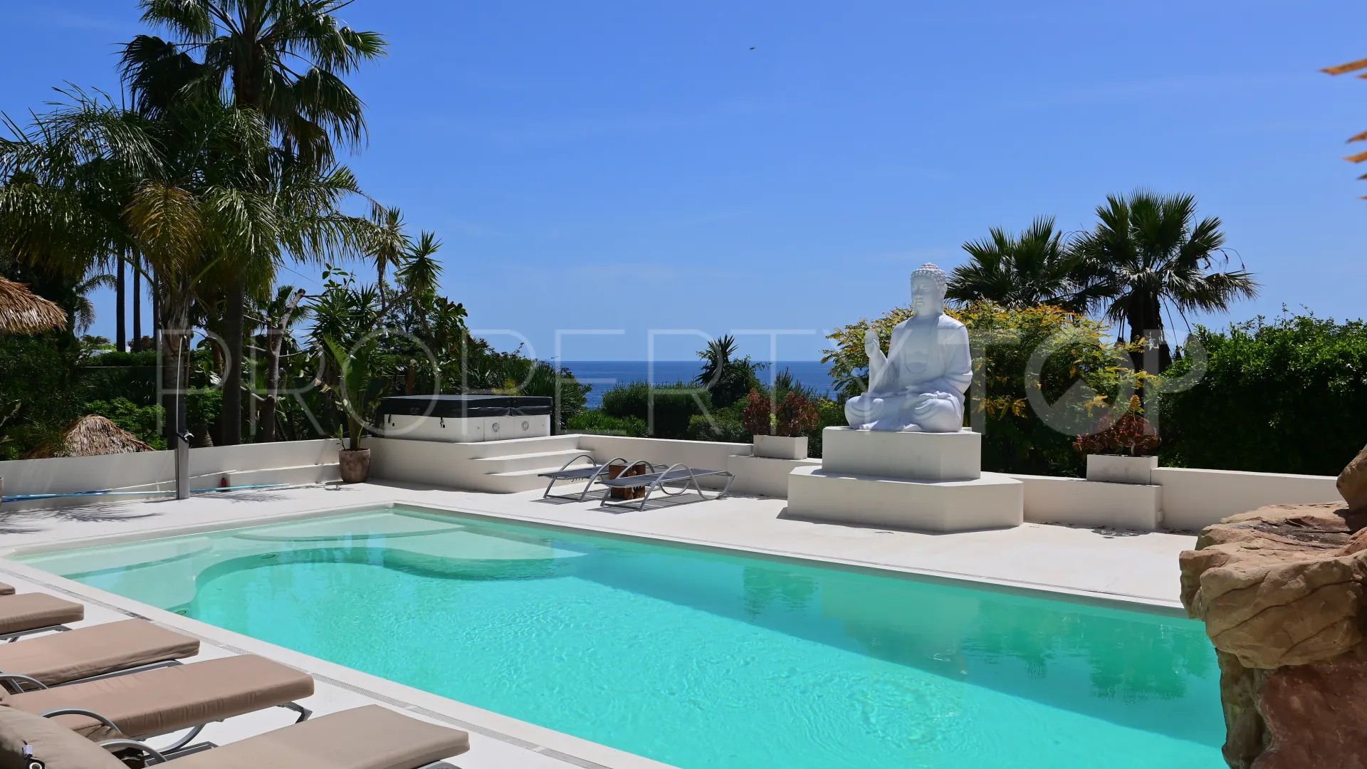 Villa de 15 dormitorios a la venta en Cap Martinet