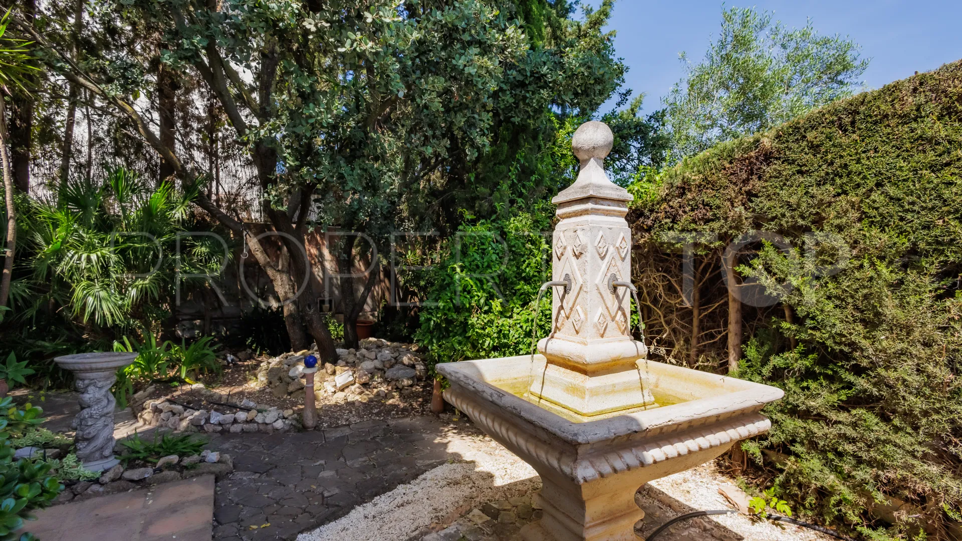 4 bedrooms villa for sale in Coin