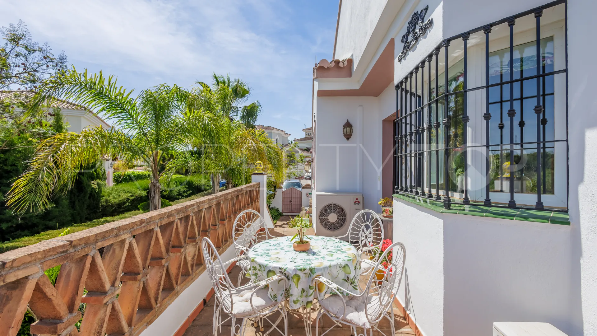 4 bedrooms villa for sale in Coin
