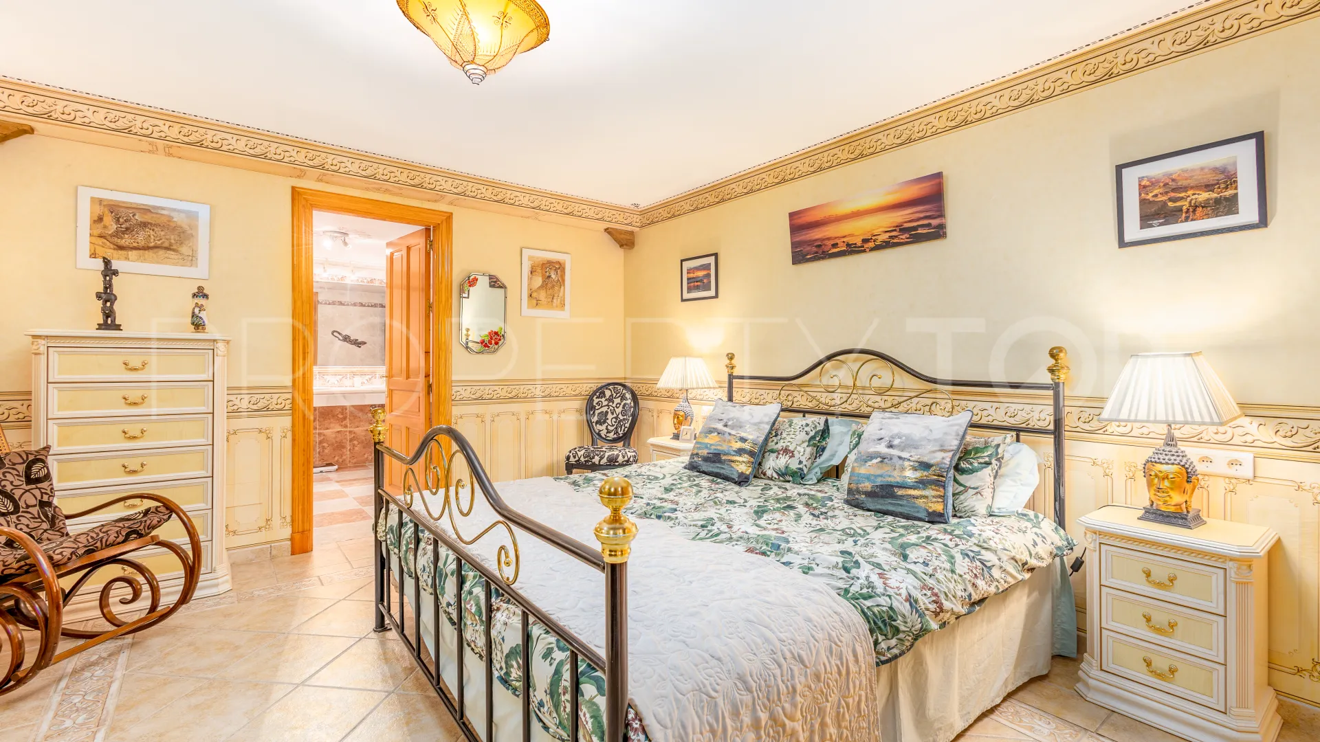 4 bedrooms villa for sale in Coin