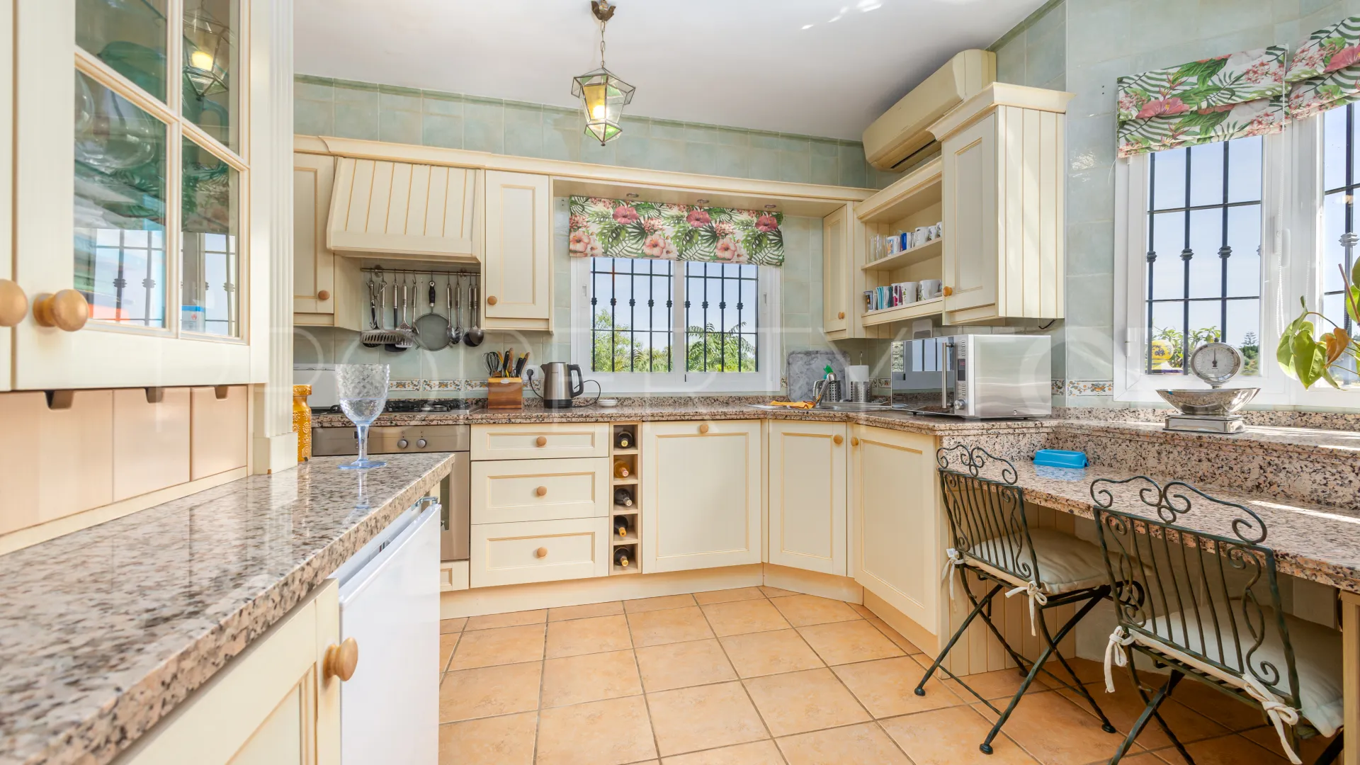 4 bedrooms villa for sale in Coin
