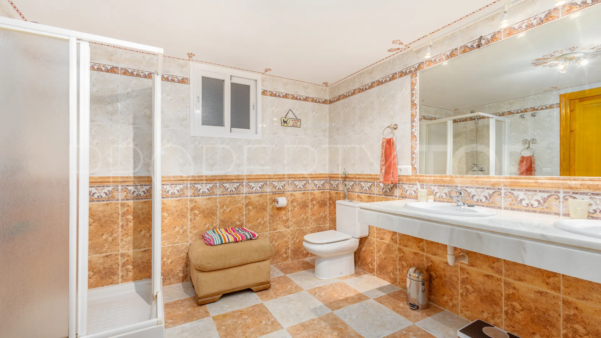 4 bedrooms villa for sale in Coin