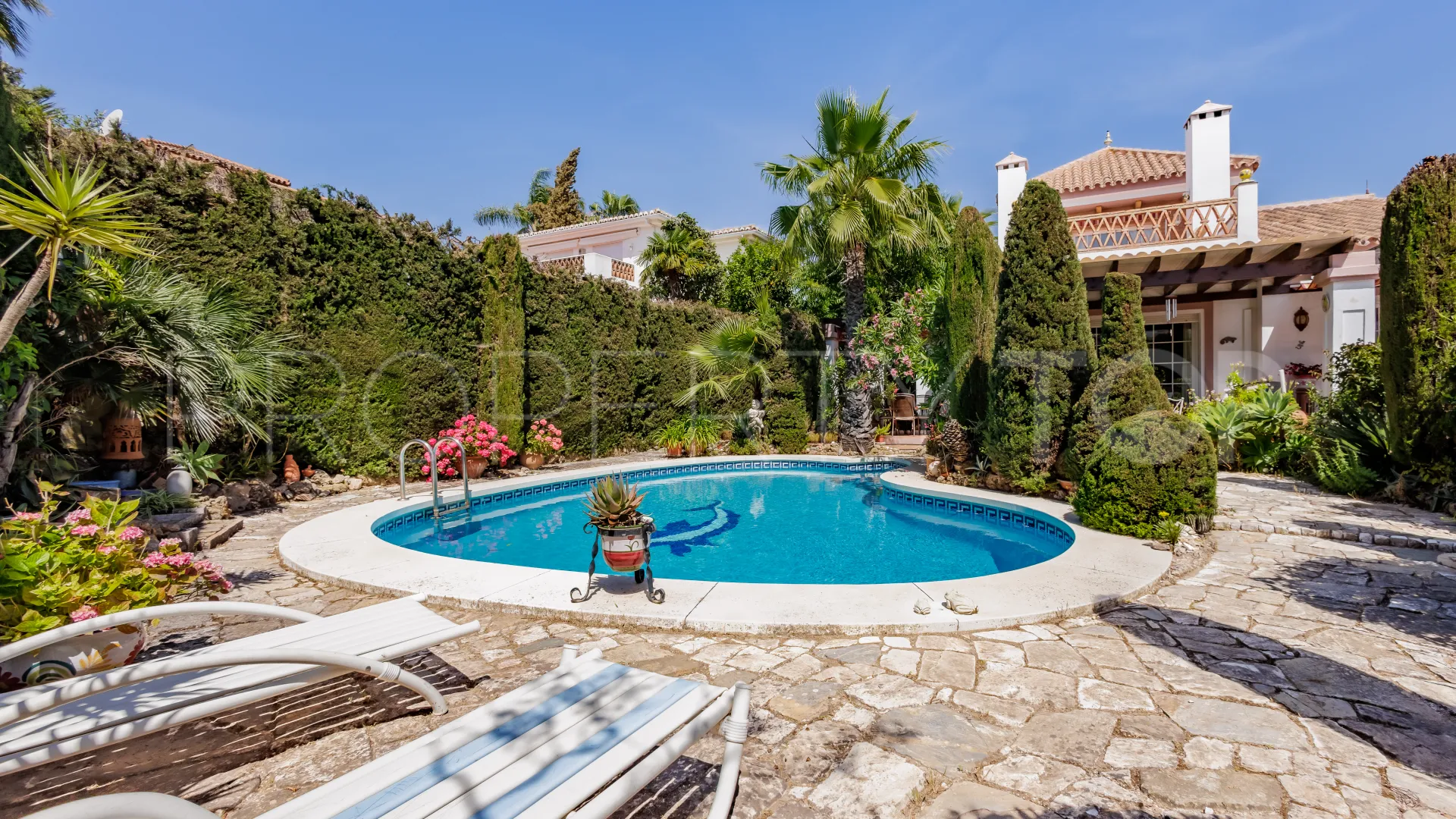 4 bedrooms villa for sale in Coin