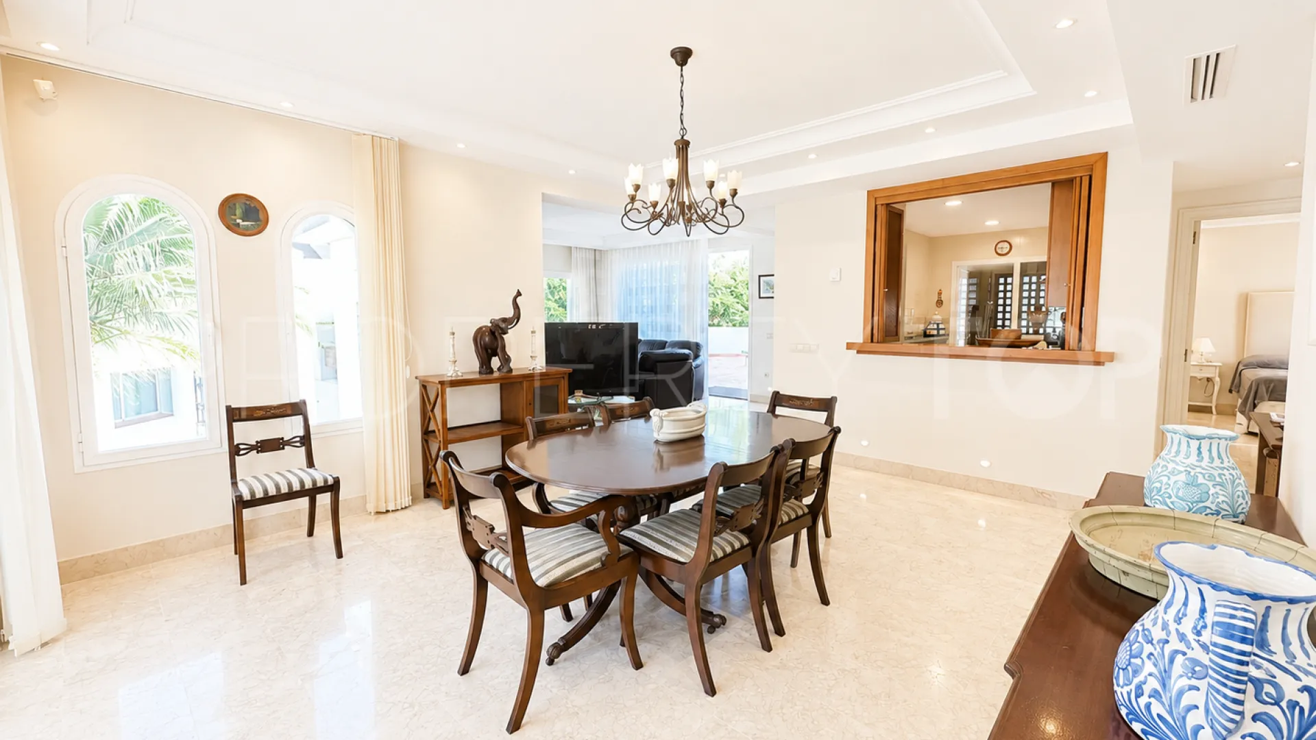 Duplex penthouse for sale in Marbella - Puerto Banus with 3 bedrooms