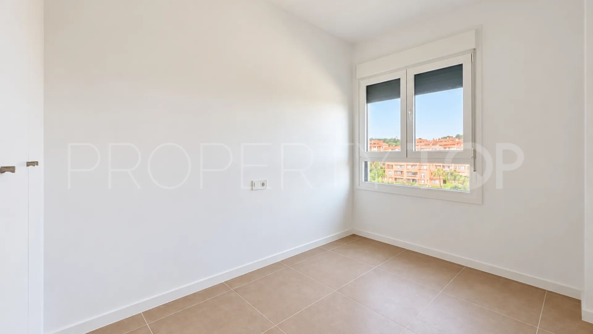 3 bedrooms apartment for sale in Playamarina
