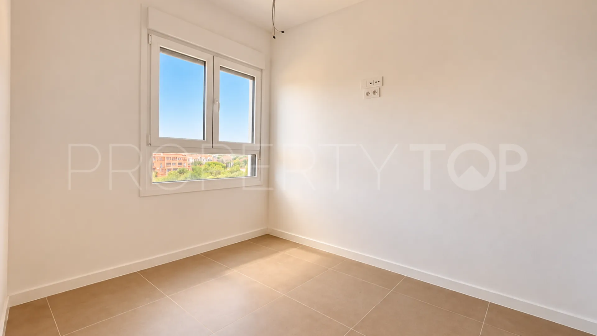 3 bedrooms apartment for sale in Playamarina