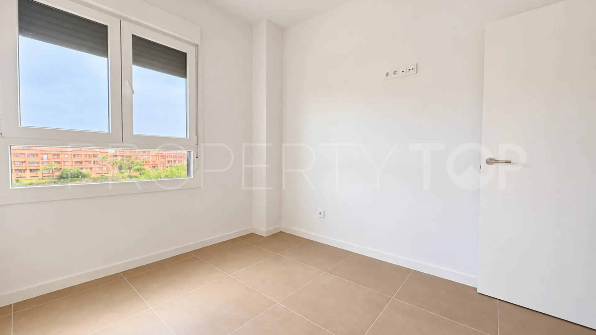 3 bedrooms apartment for sale in Playamarina