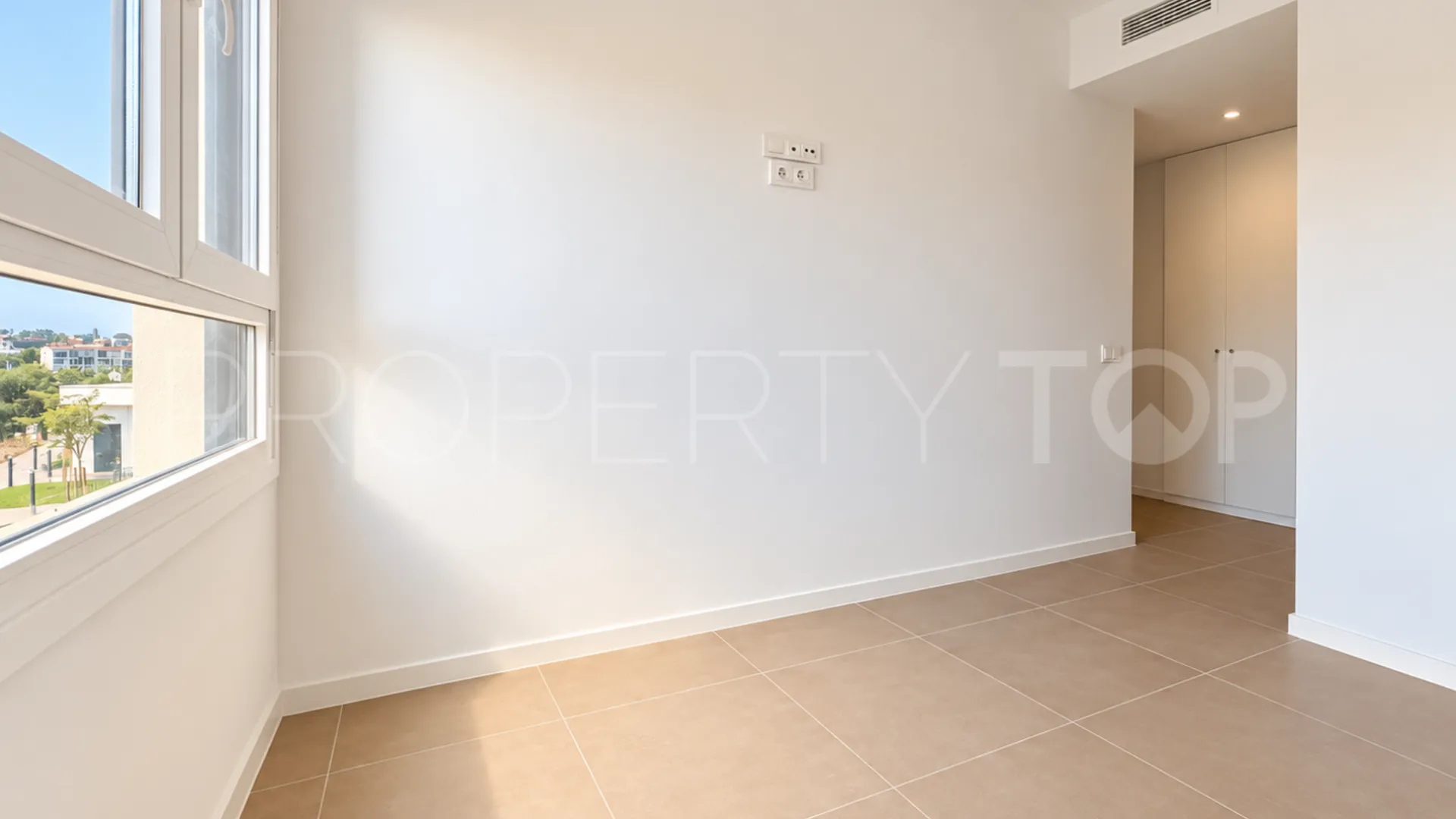 3 bedrooms apartment for sale in Playamarina
