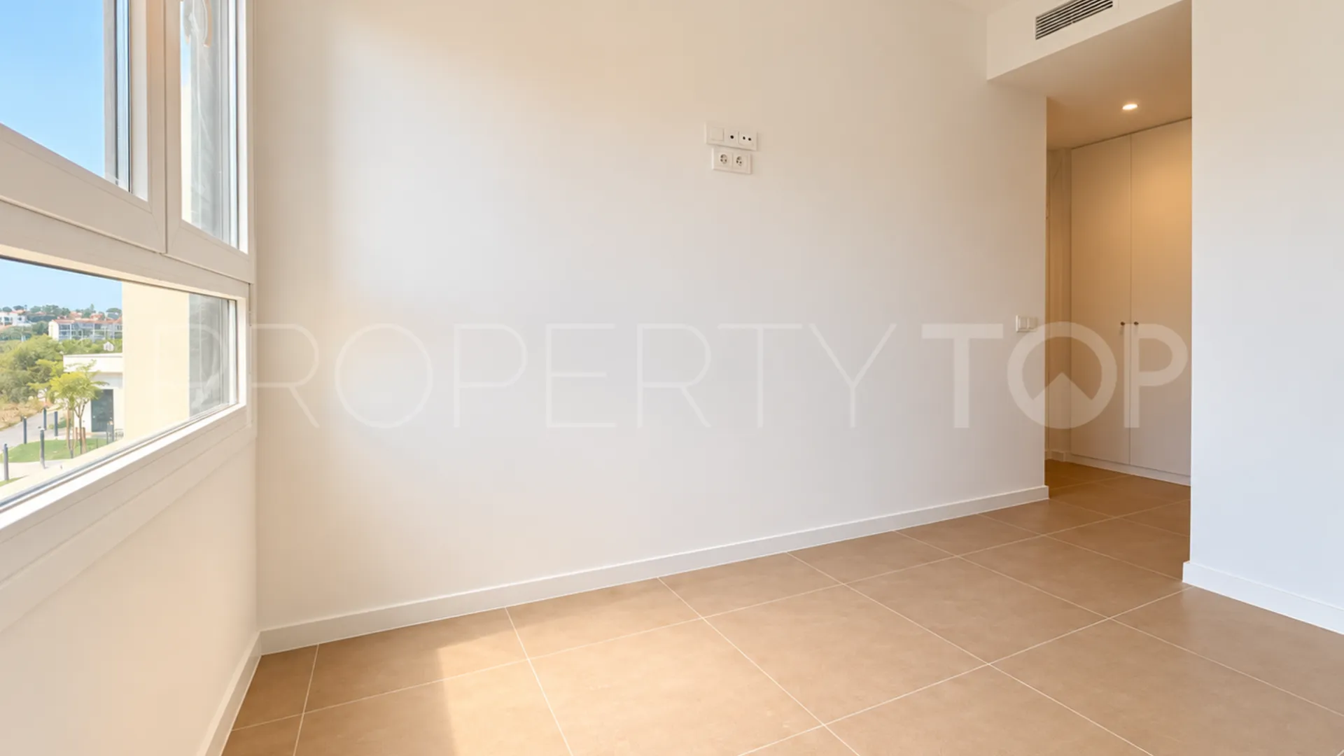 3 bedrooms apartment for sale in Playamarina