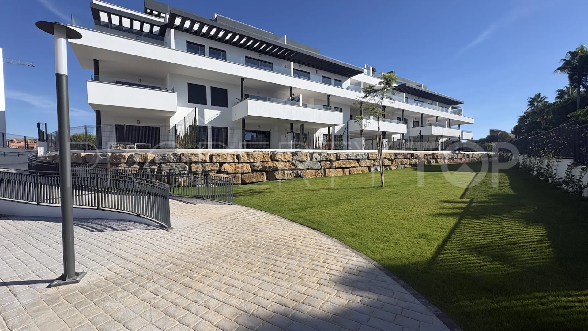 Buy apartment in Playamarina