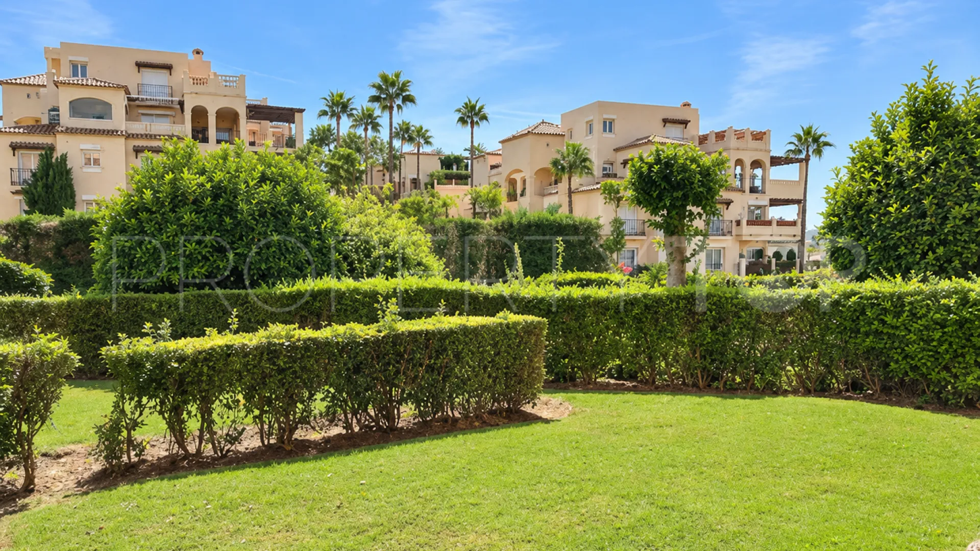 Benatalaya, apartamento planta baja en venta de 2 dormitorios