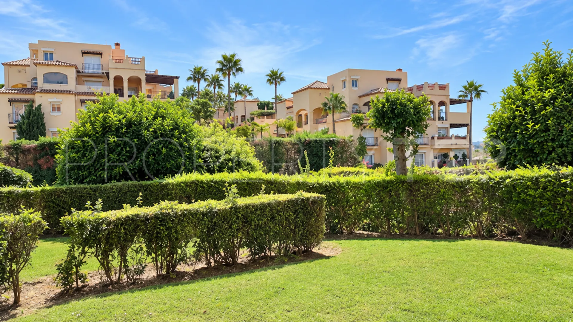 Benatalaya, apartamento planta baja en venta de 2 dormitorios
