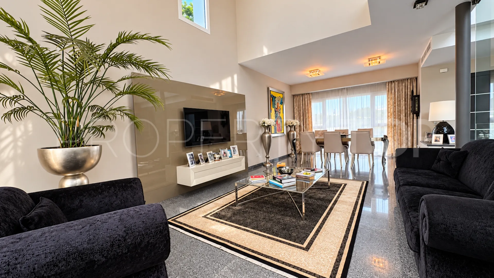 Buy villa with 5 bedrooms in La Cala Golf Resort