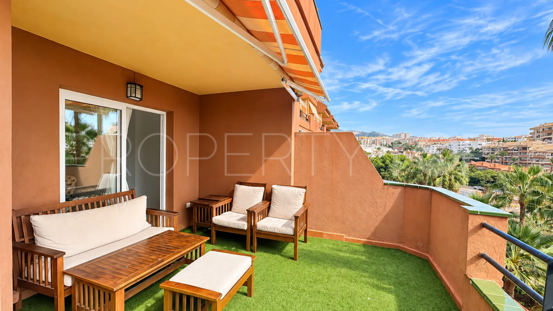 Comprar apartamento en Benalmadena Costa con 2 dormitorios