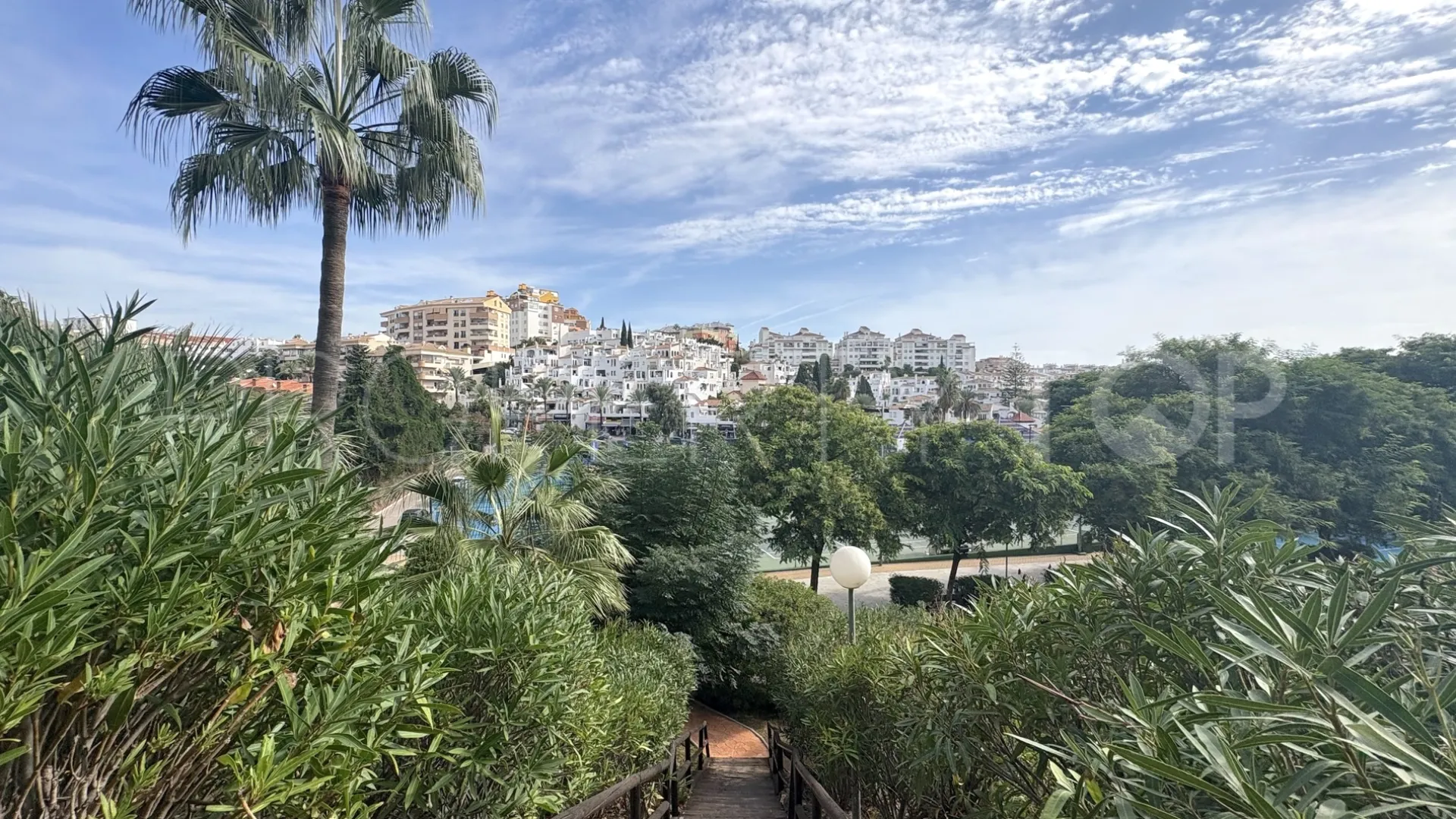 Comprar apartamento en Benalmadena Costa con 2 dormitorios