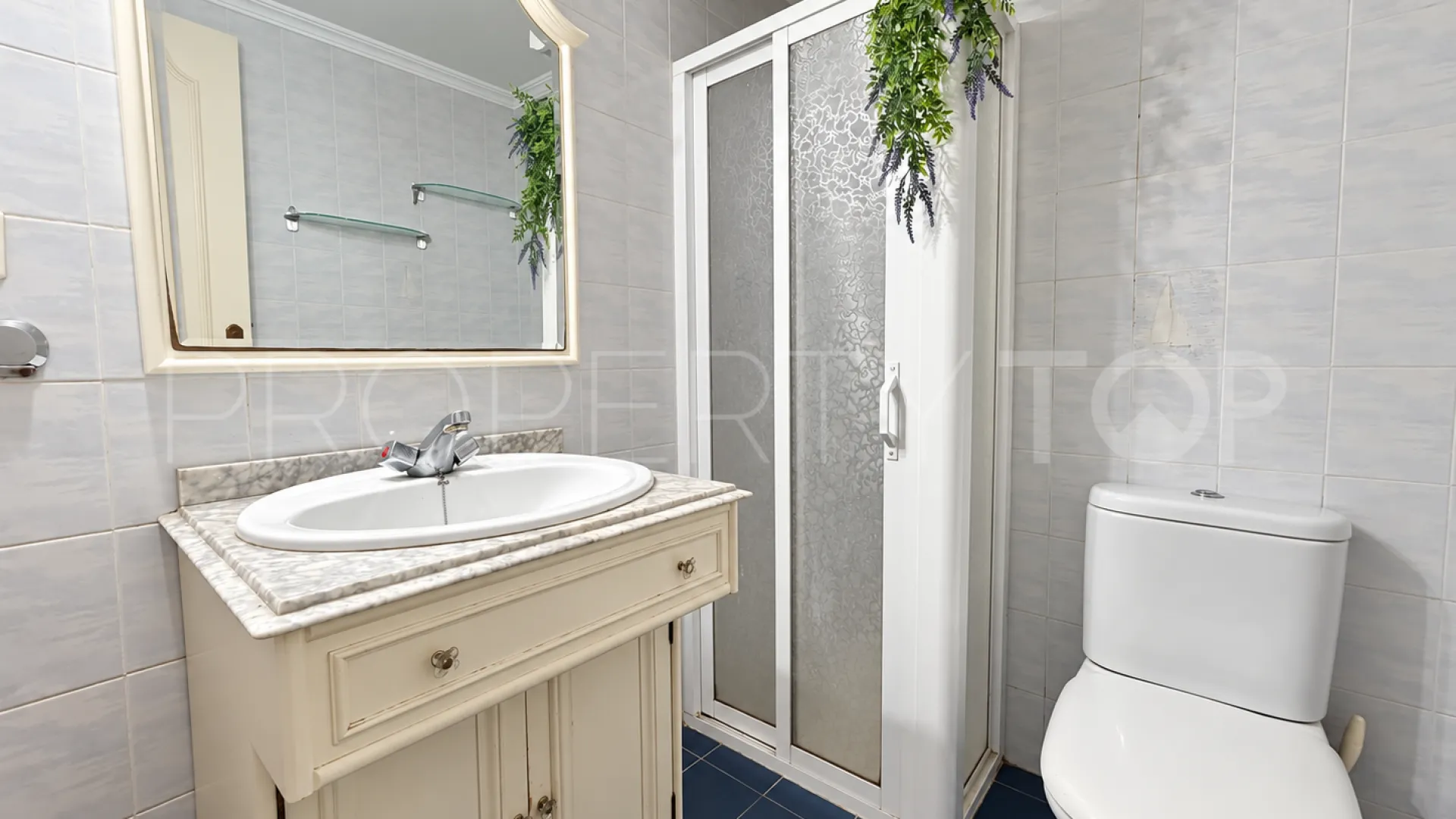 Apartamento de 3 dormitorios en venta en Los Boliches