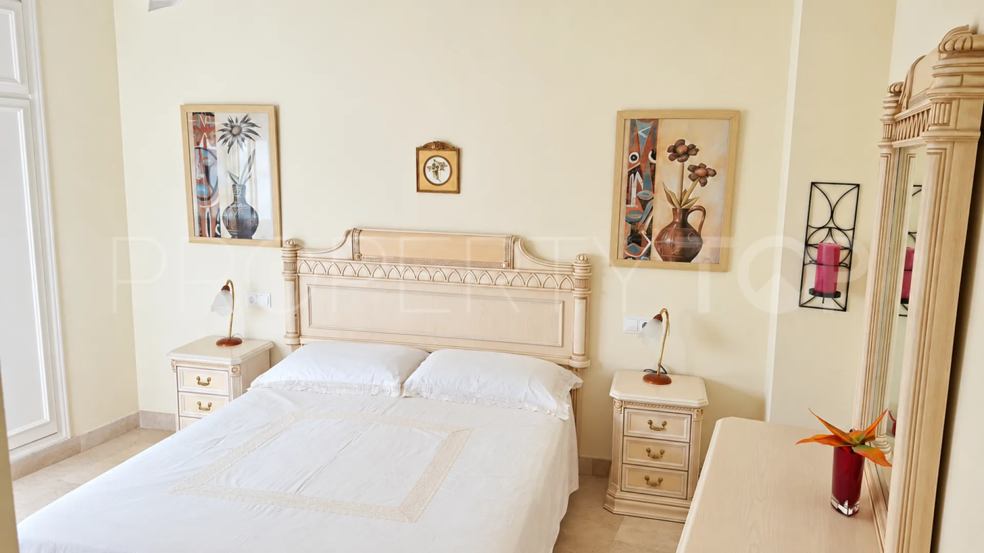 Fuengirola Puerto, Ático de 2 dormitorios en venta
