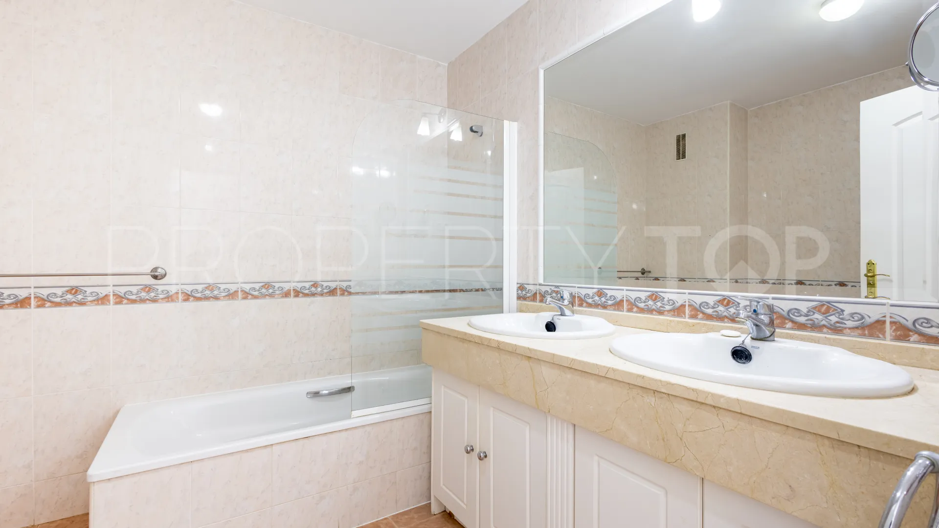 Se vende apartamento en Alhaurin Golf
