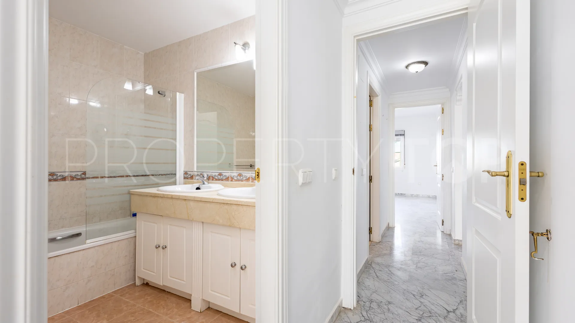Se vende apartamento en Alhaurin Golf