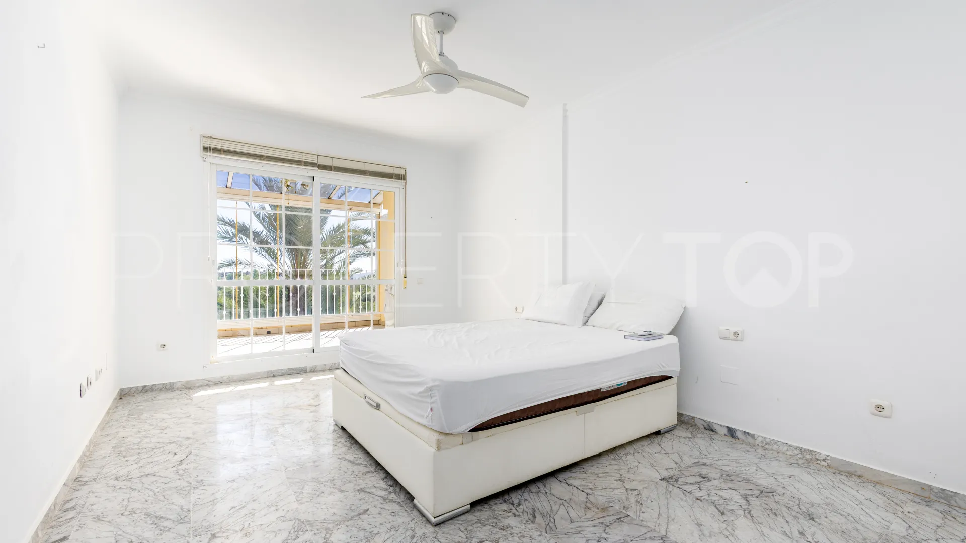 Se vende apartamento en Alhaurin Golf