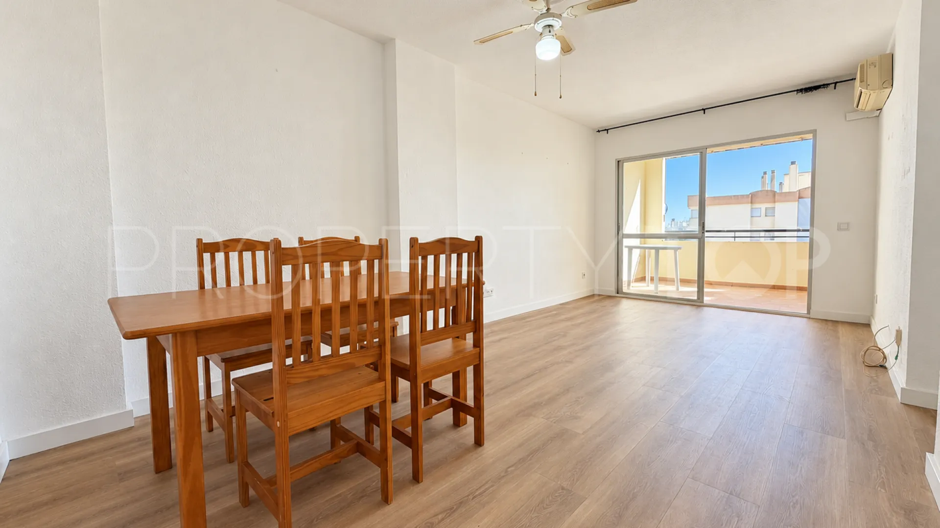 Fuengirola Centro, apartamento con 3 dormitorios en venta