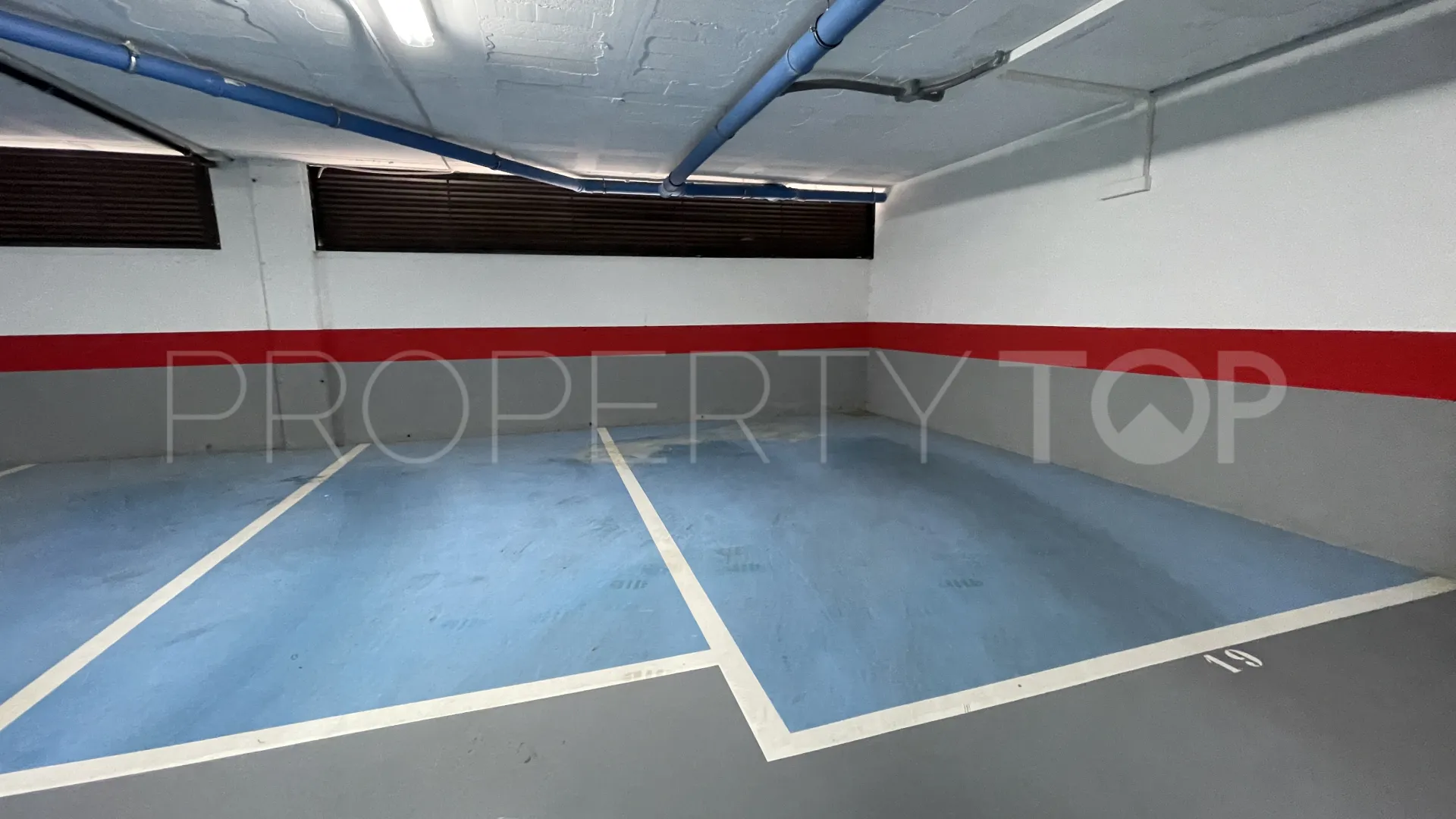 For sale 3 bedrooms penthouse in Artola