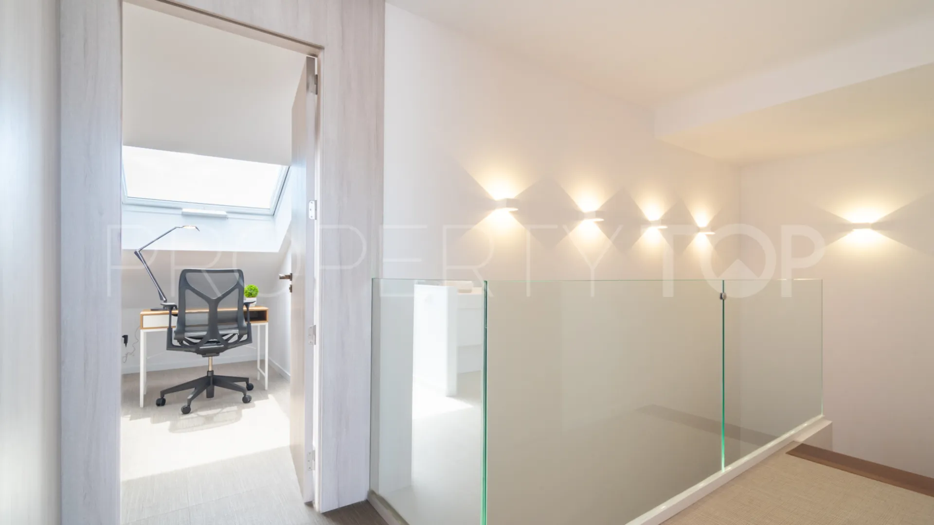 Duplex penthouse for sale in Carib Playa