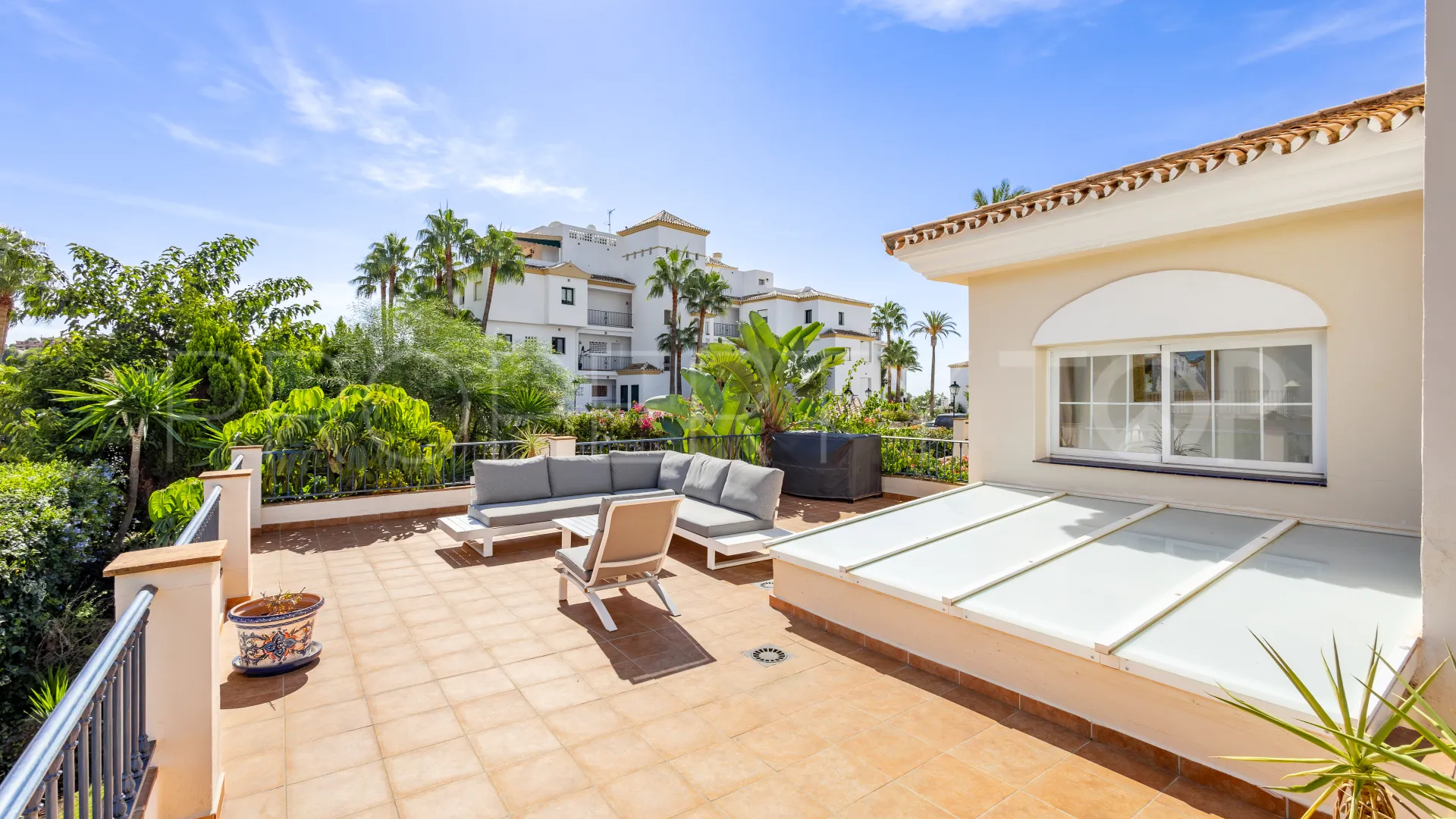 Villa en venta en Alhaurin Golf con 3 dormitorios