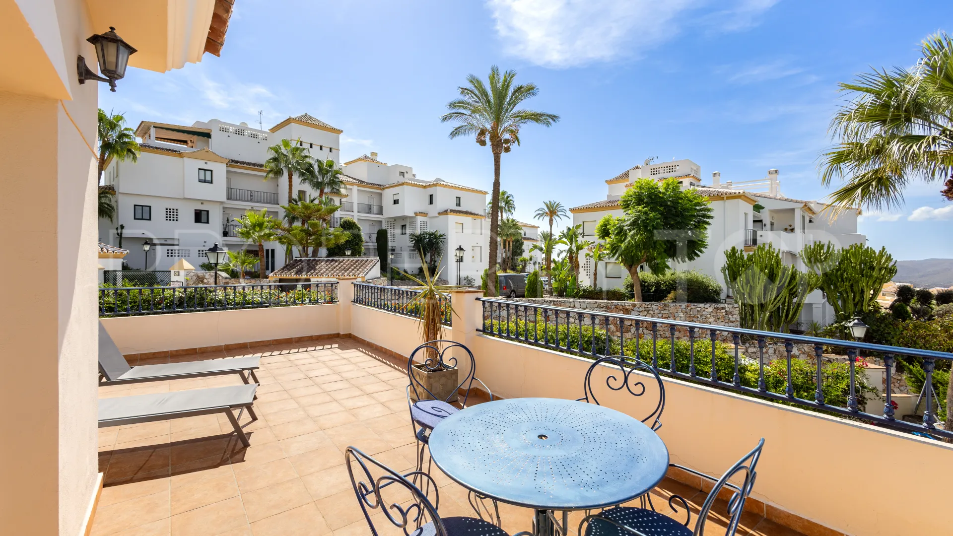 Villa en venta en Alhaurin Golf con 3 dormitorios