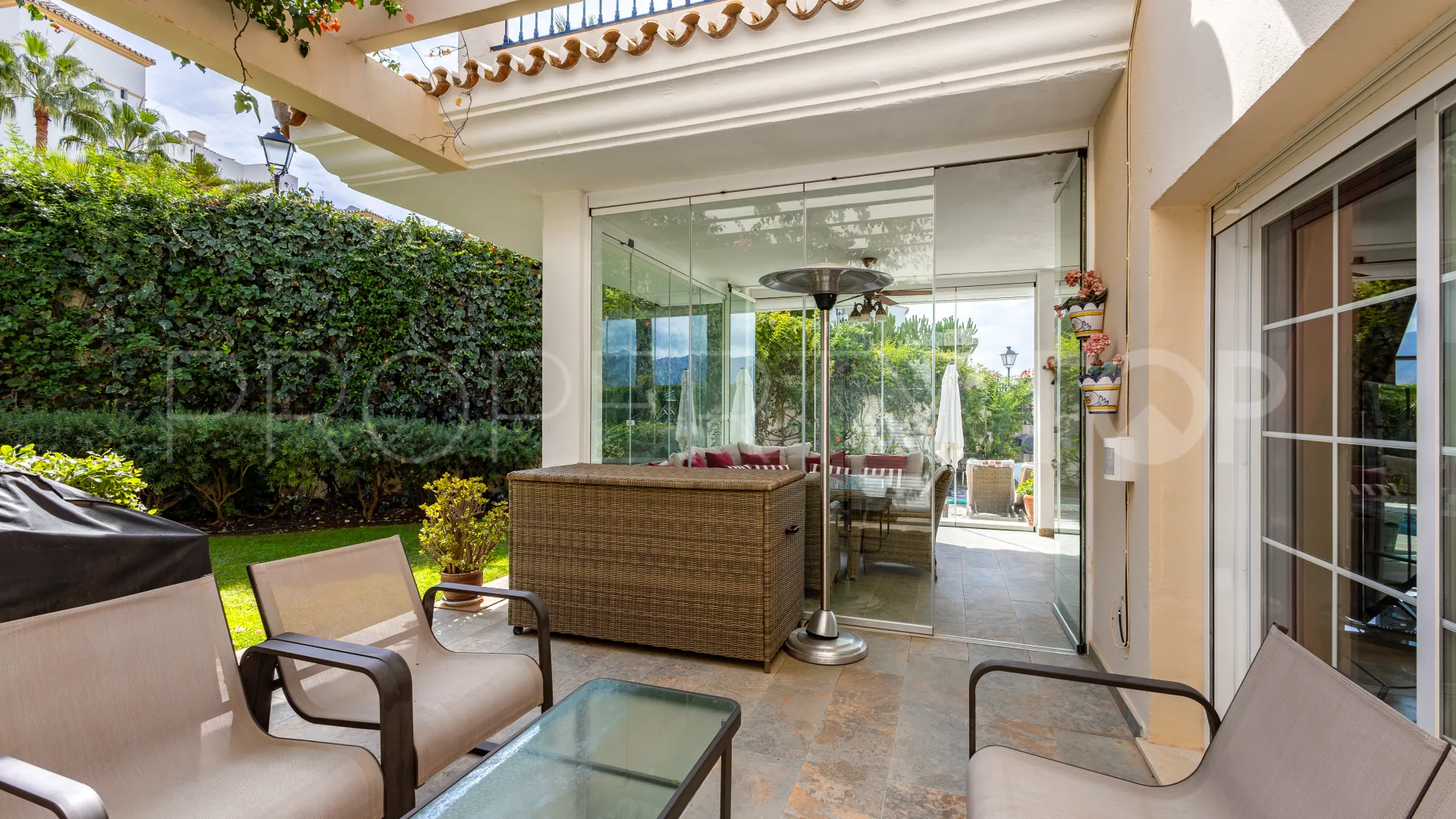 Villa en venta en Alhaurin Golf con 3 dormitorios