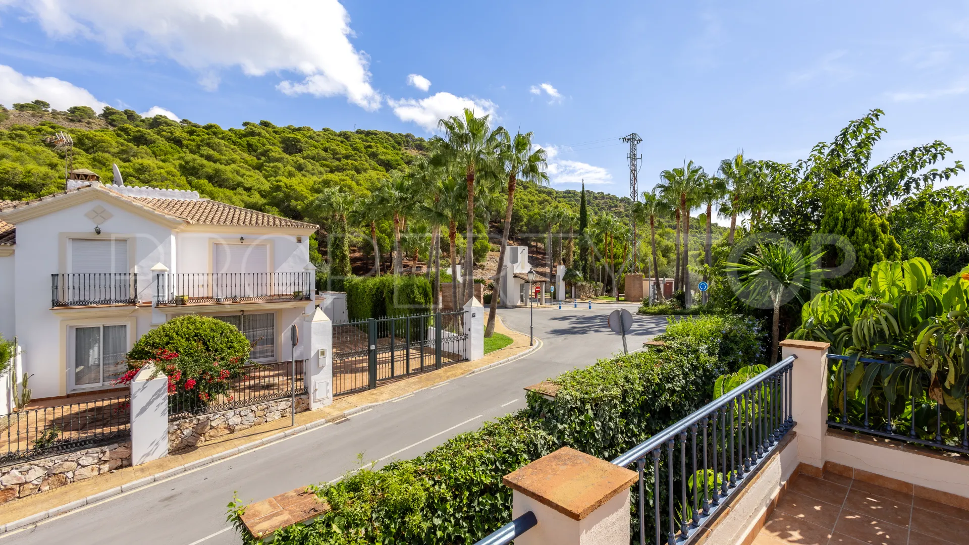 Villa en venta en Alhaurin Golf con 3 dormitorios