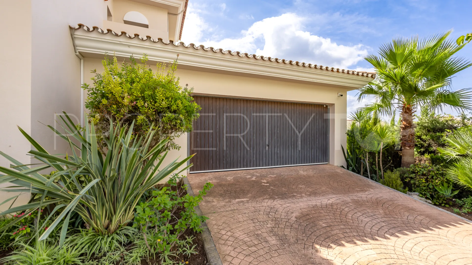 Villa en venta en Alhaurin Golf con 3 dormitorios