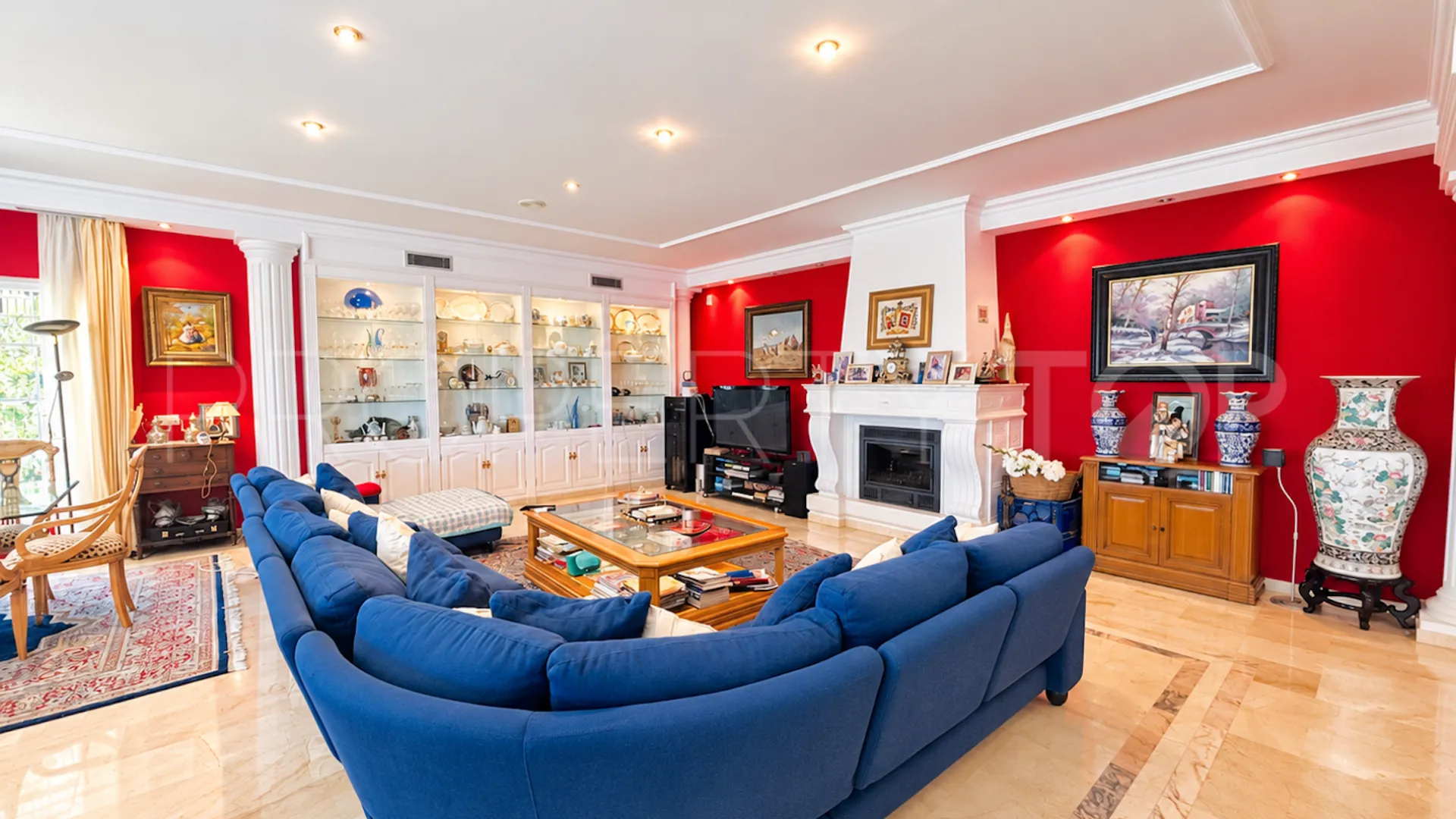 Se vende casa de 10 dormitorios en Mijas Golf